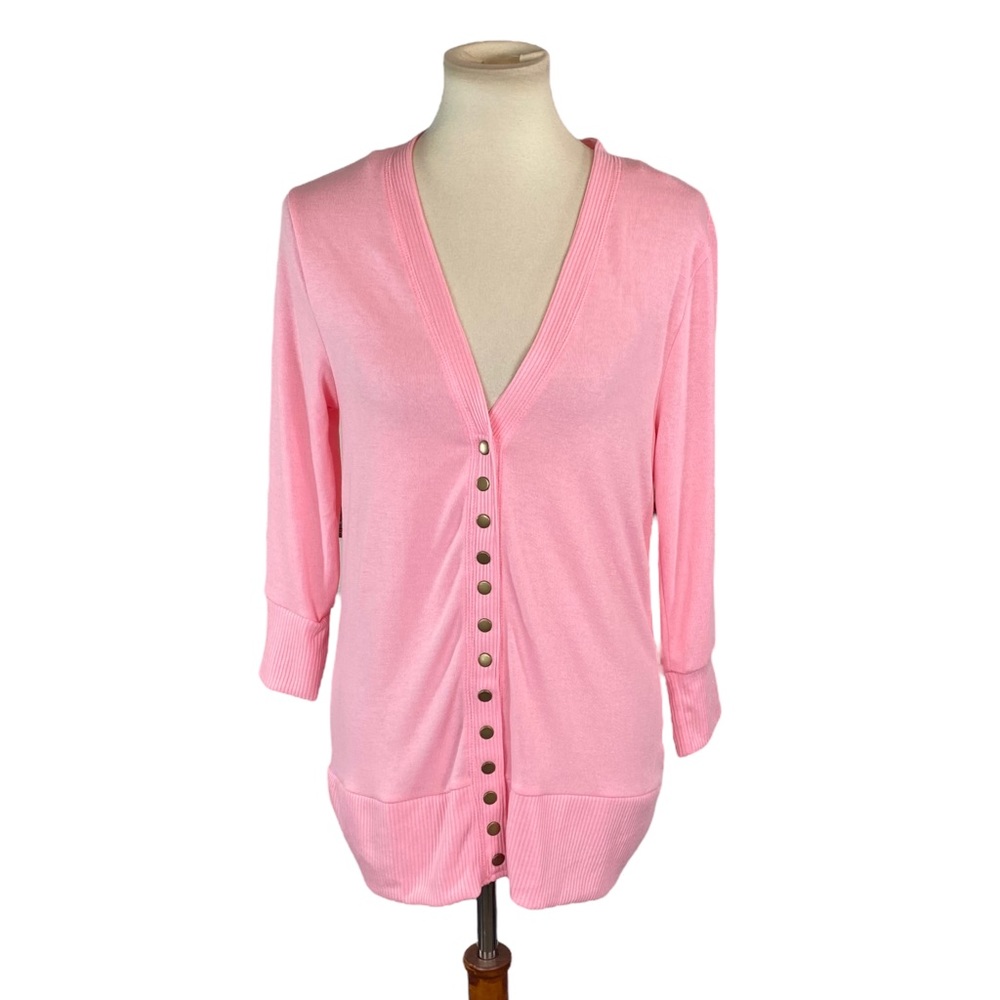 Woman’s Zenana lightweight snap button cardigan size XL